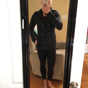 Flag nor flail under 100 peacoat